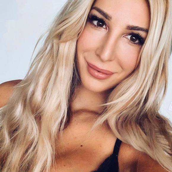 Meet your Posher, Sara-eliane - Picture 1 of 1